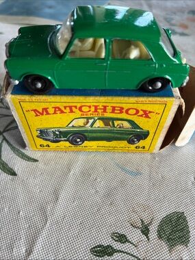 Vintage 1964 Match Green Die-Cast Toy Sedan with Cream Interior and dog in back